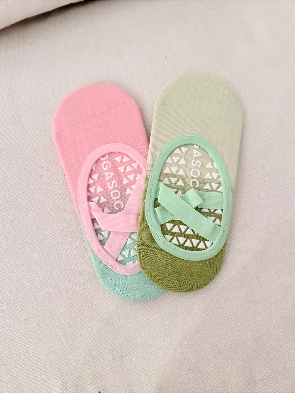 Grippy Kids Socks - 2 pairs, for ninja parks, kids indoor ball pits, yoga, etc